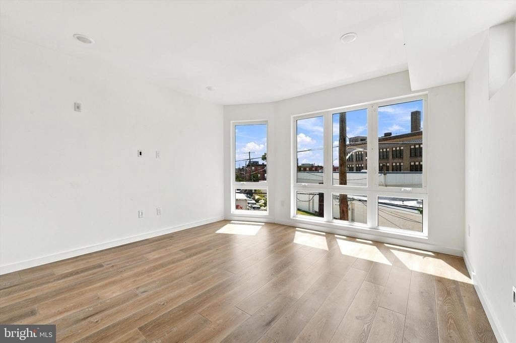 1729 Francis Street - Photo 9