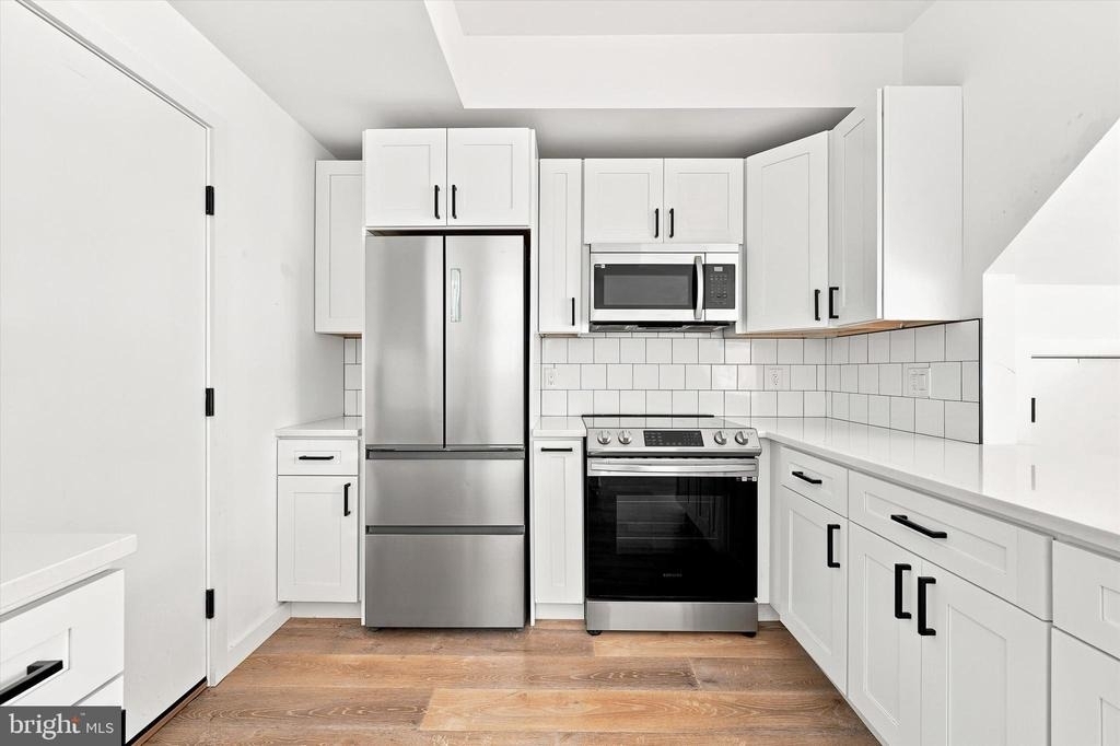 1729 Francis Street - Photo 4