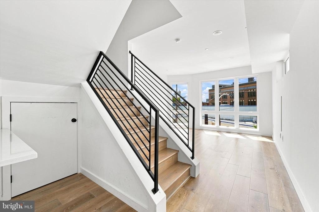 1729 Francis Street - Photo 8