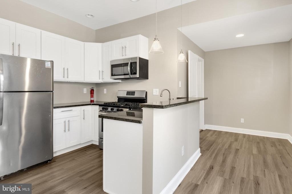 3127 Cedar Street - Photo 3