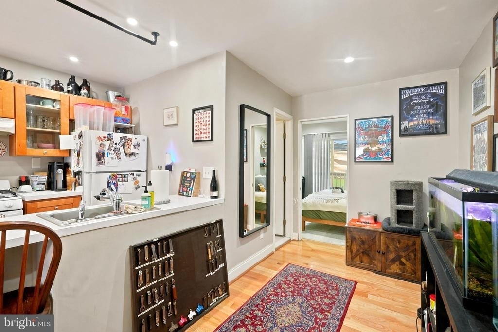 402 Durfor Street - Photo 6