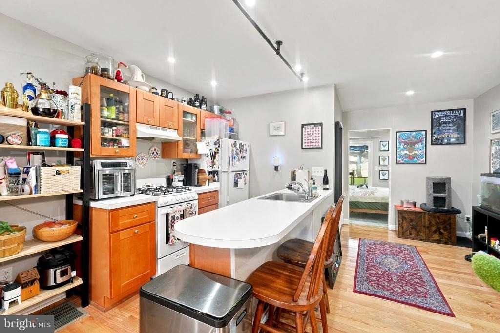402 Durfor Street - Photo 3