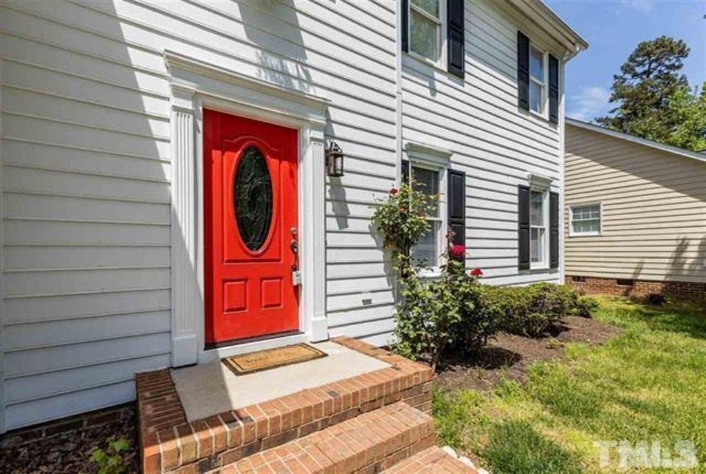 112 Kronos Lane - Photo 1