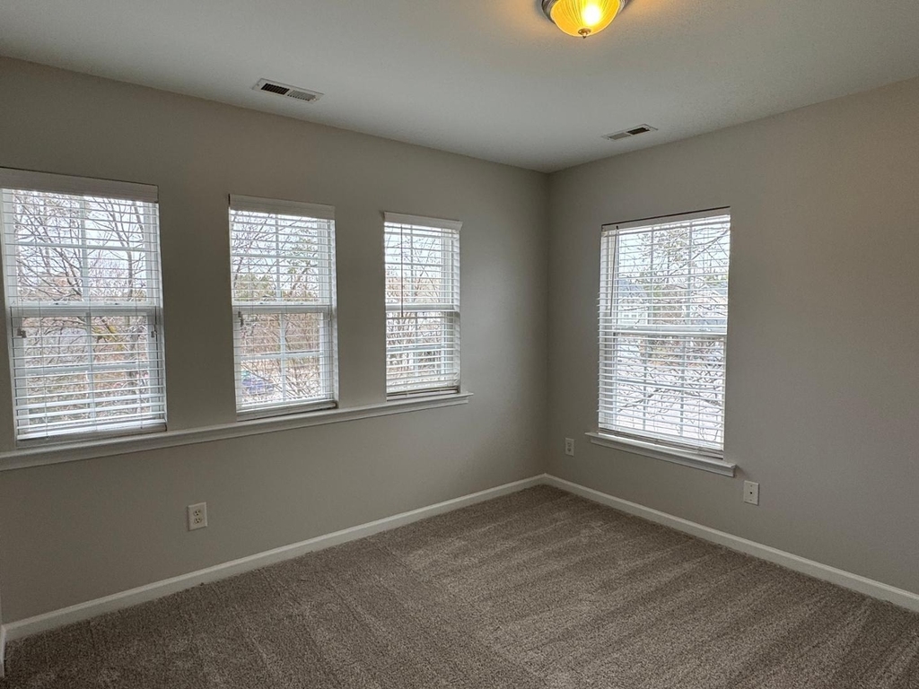 201 Northlands Drive - Photo 35
