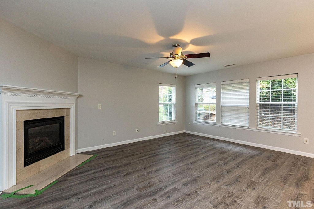 201 Northlands Drive - Photo 7