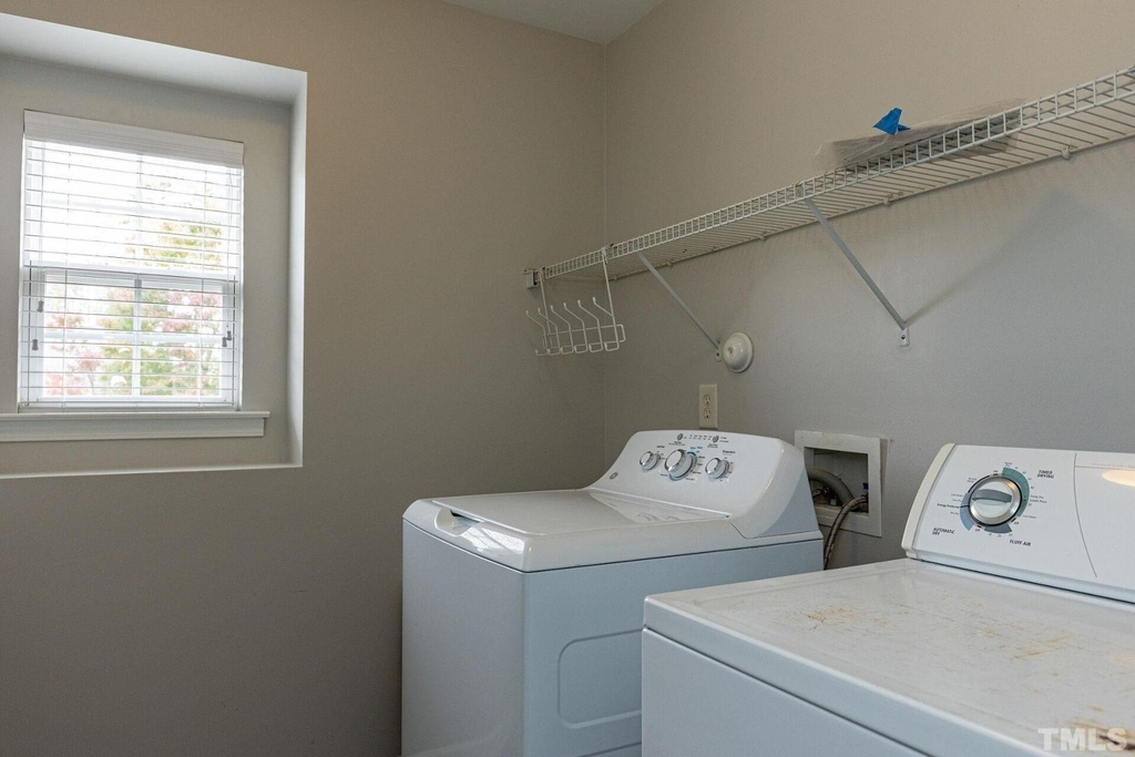 201 Northlands Drive - Photo 33