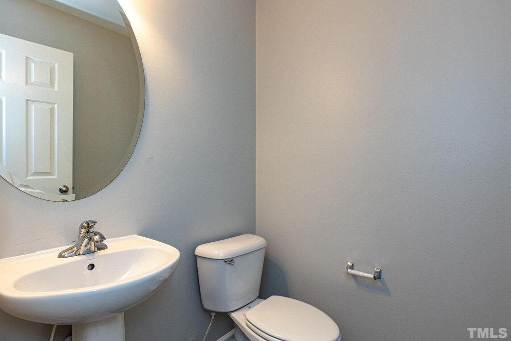 201 Northlands Drive - Photo 20