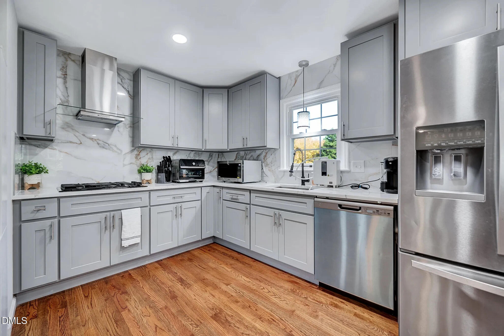 406 Snelling - Photo 3