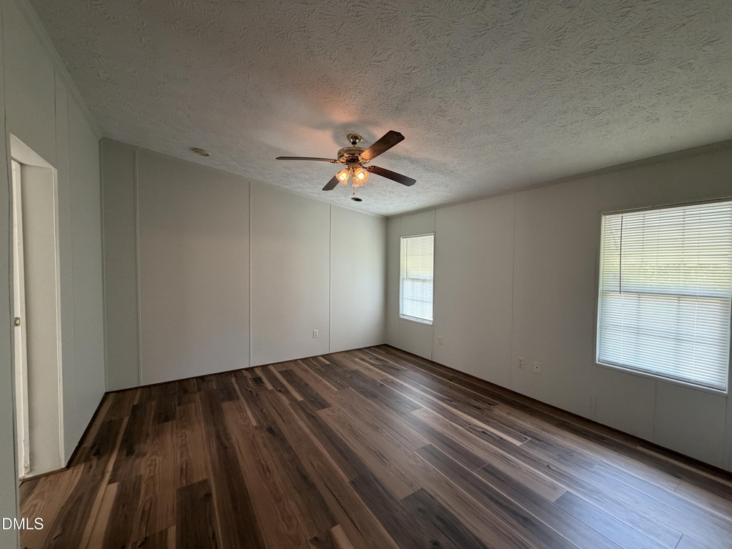 8000 Peach Blossom Lane - Photo 5