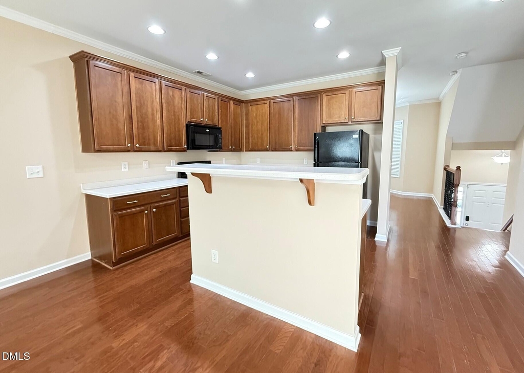 705 Keystone Park Drive - Photo 7
