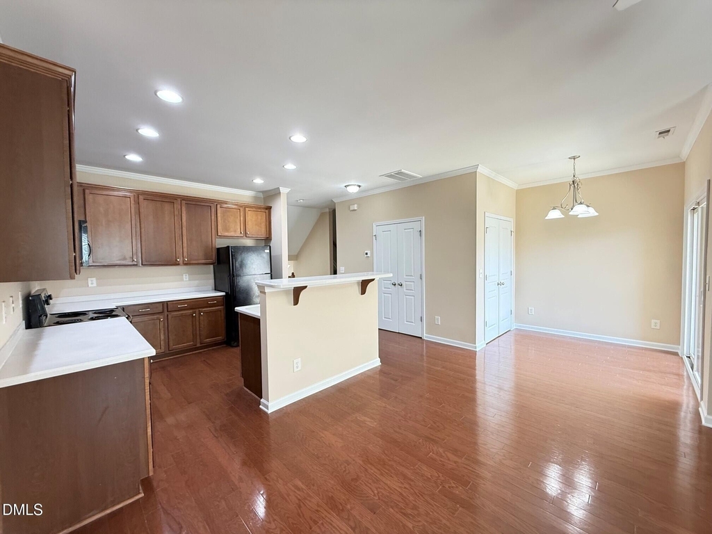 705 Keystone Park Drive - Photo 8