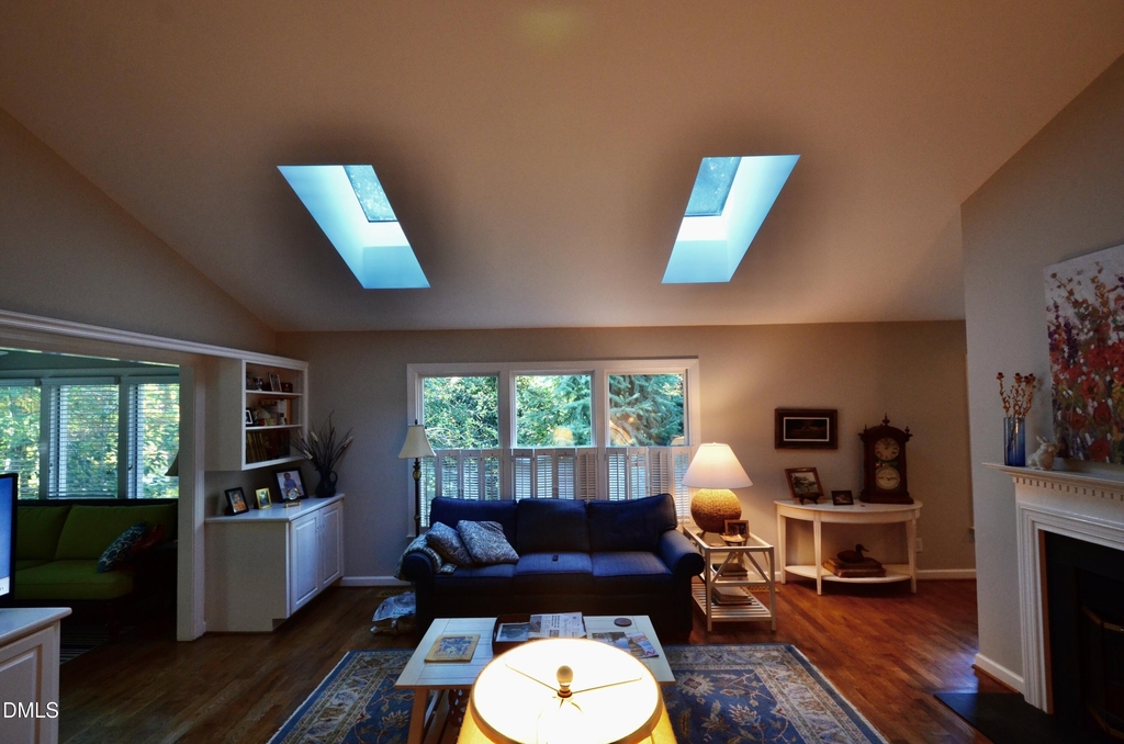 531 Weathersfield - Photo 9