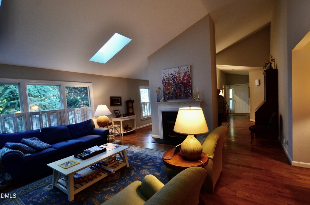 531 Weathersfield - Photo 1