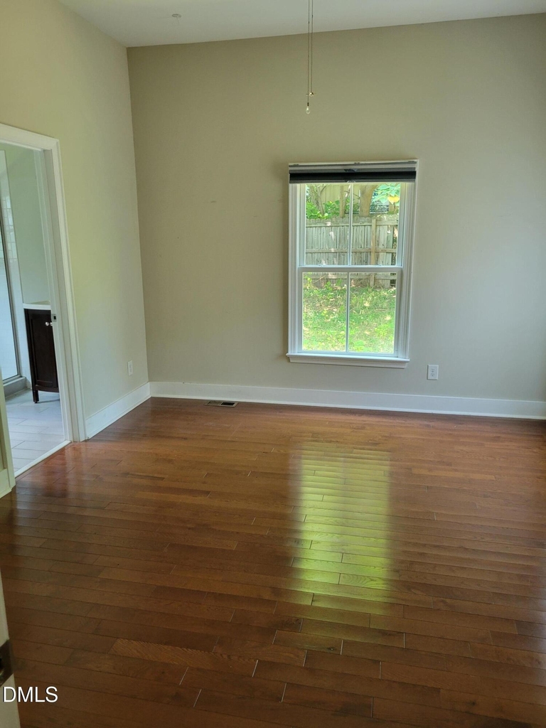 219 E South Street - Photo 10