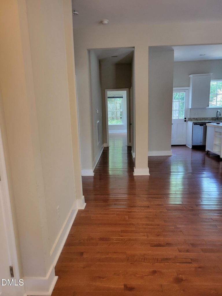 219 E South Street - Photo 7
