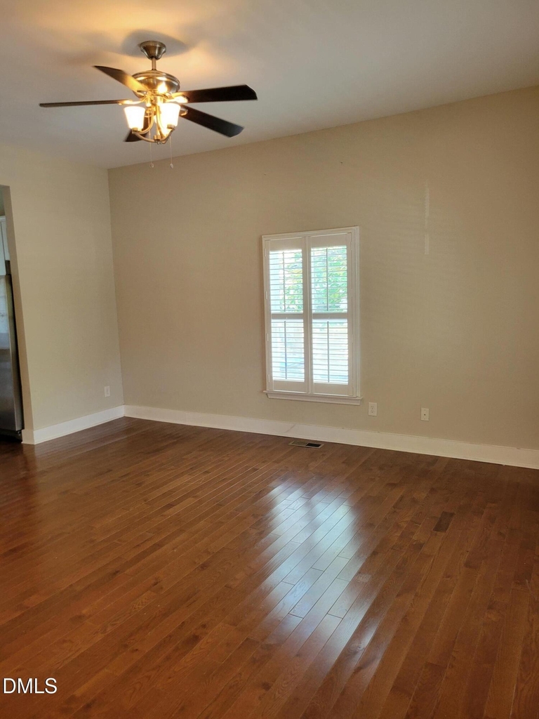 219 E South Street - Photo 6