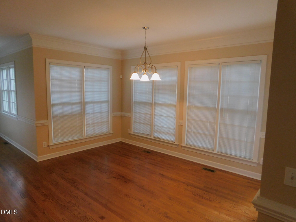106 Southbank Drive - Photo 5