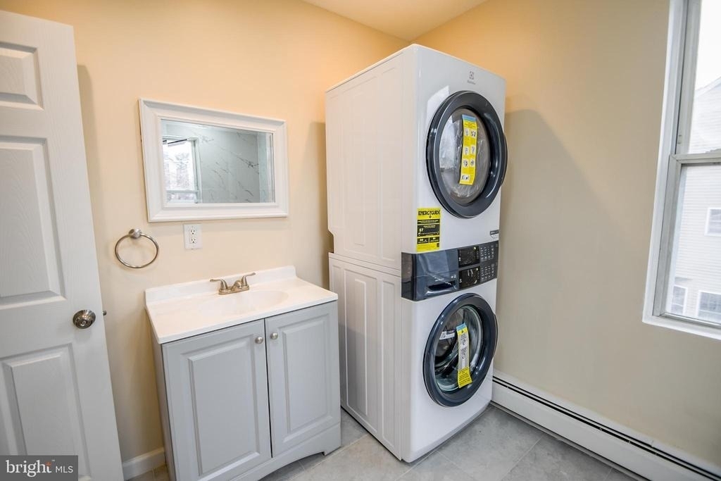 3817 Dennison Avenue - Photo 13