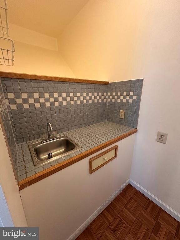 8 Arthur Road - Photo 23