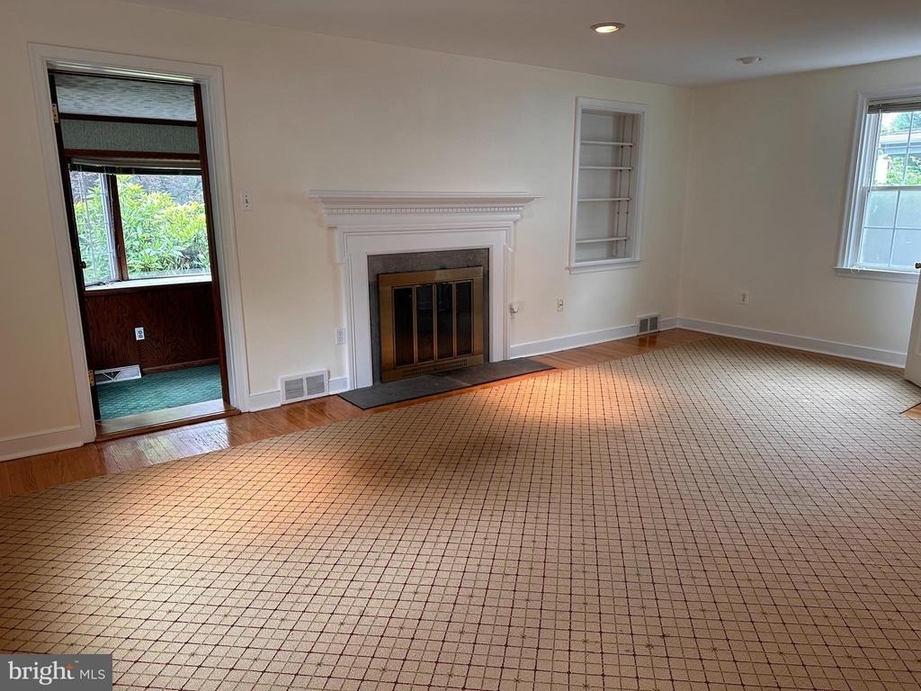 8 Arthur Road - Photo 3