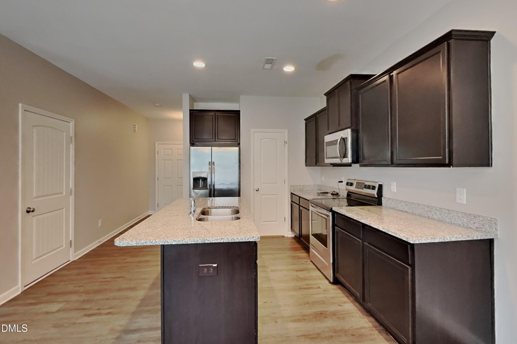 104 Yadkin Street - Photo 5