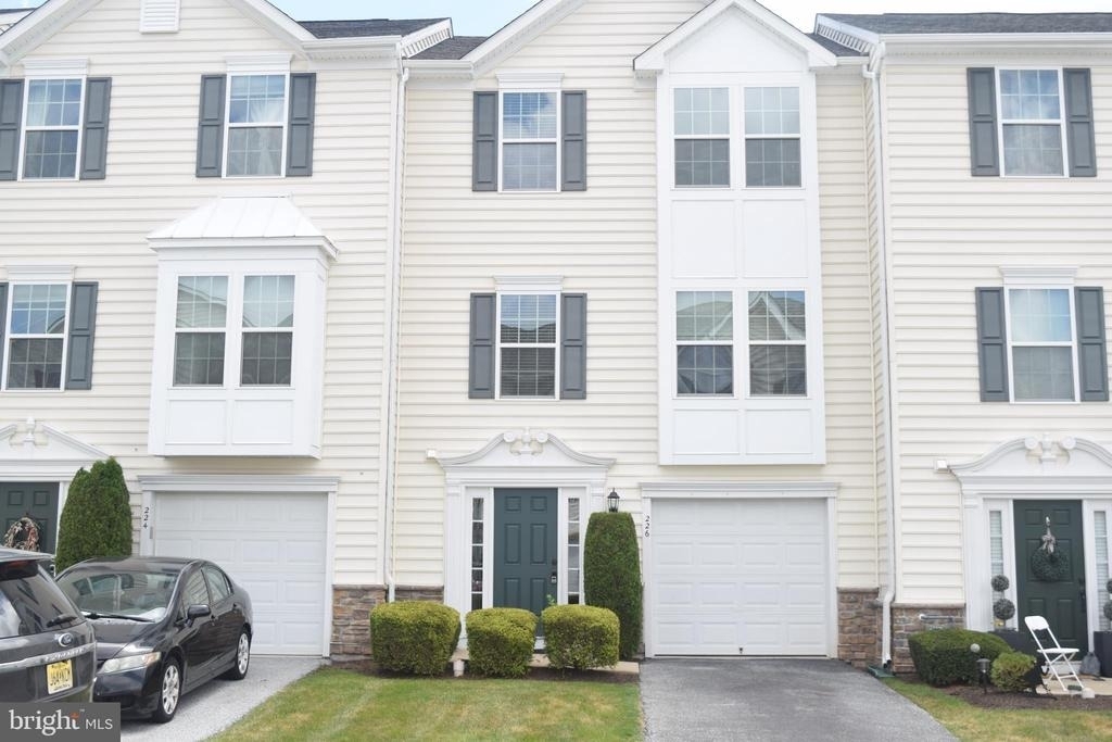 226 Bardel Drive - Photo 0