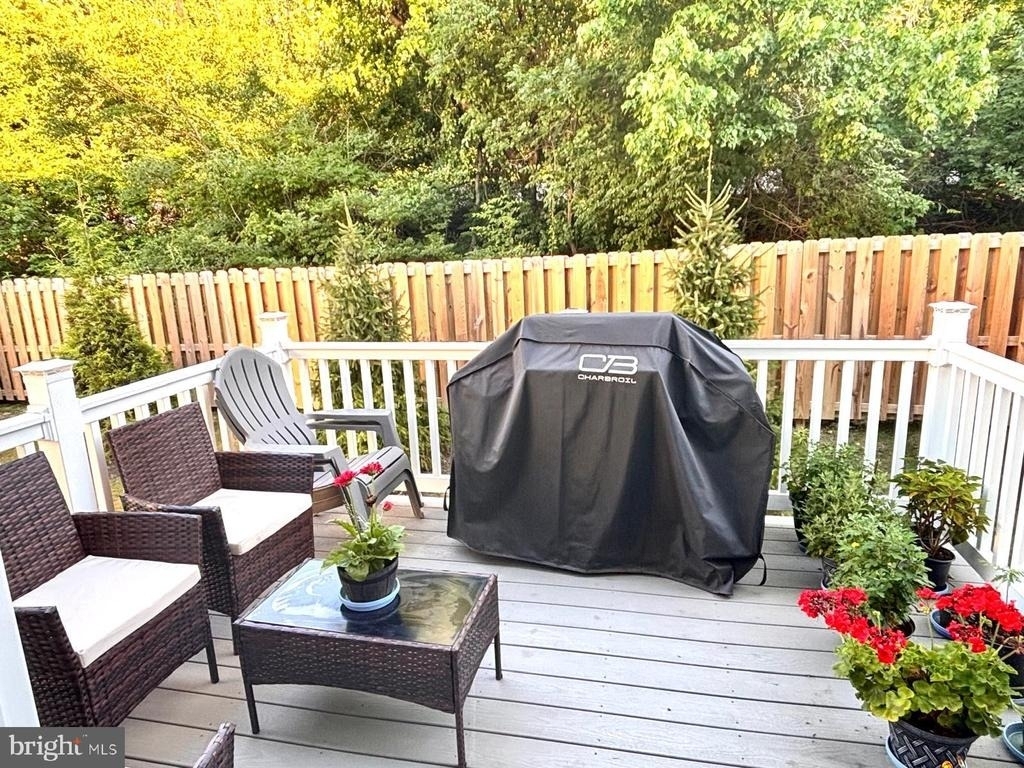 111 Four Leaf Dr - Photo 4