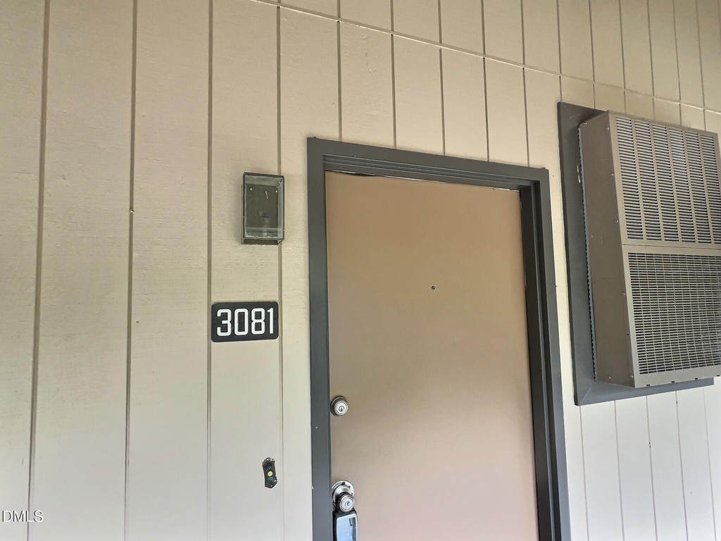 3081 Huntleigh Drive - Photo 14