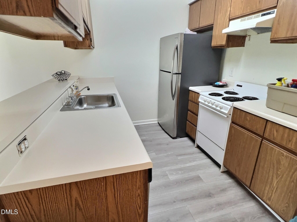 3081 Huntleigh Drive - Photo 4