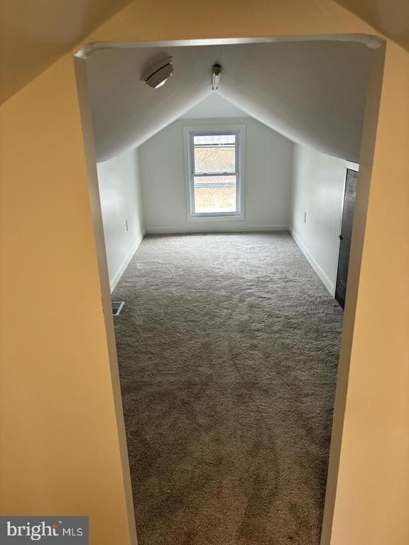 1019 S Broadway - Photo 17