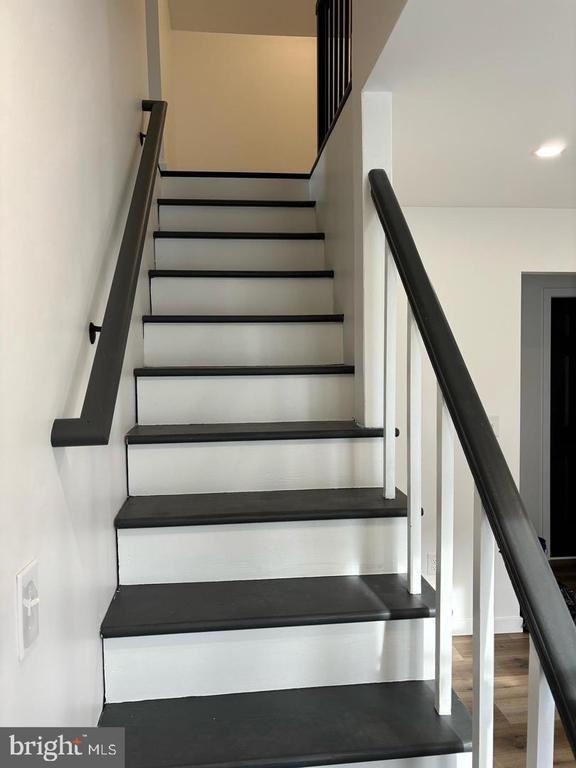 1019 S Broadway - Photo 16