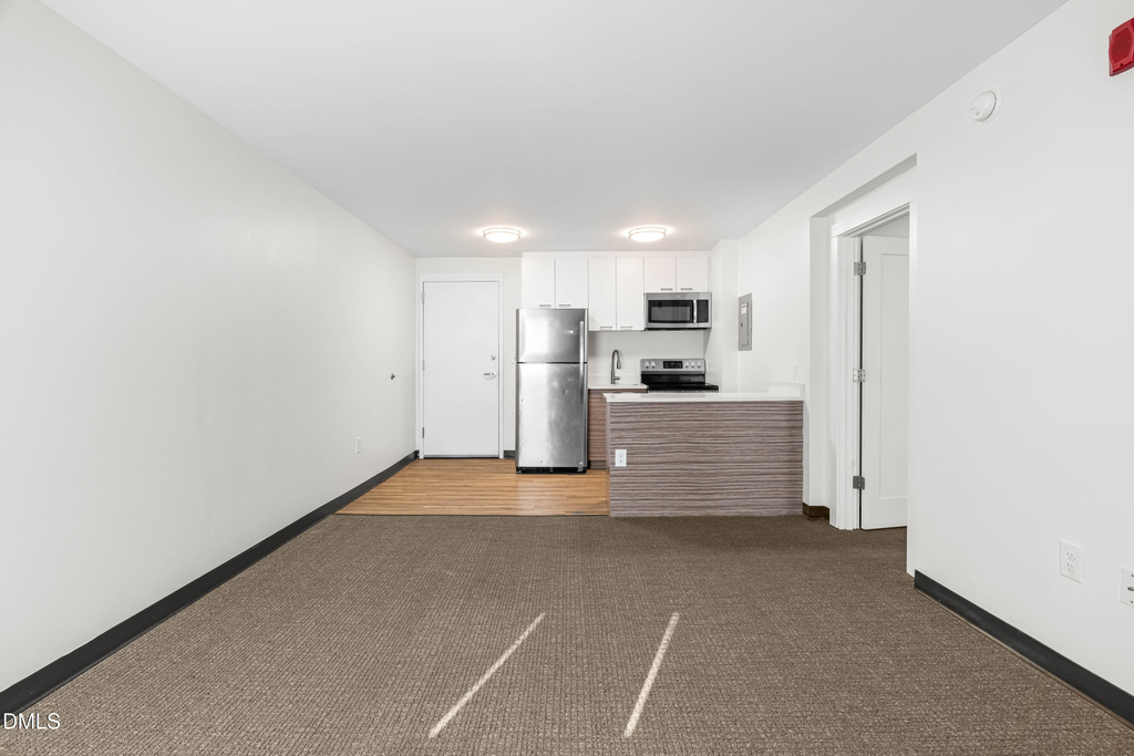 5104 Hollyridge Drive - Photo 15