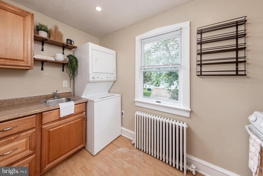 674 Johnson - Photo 6