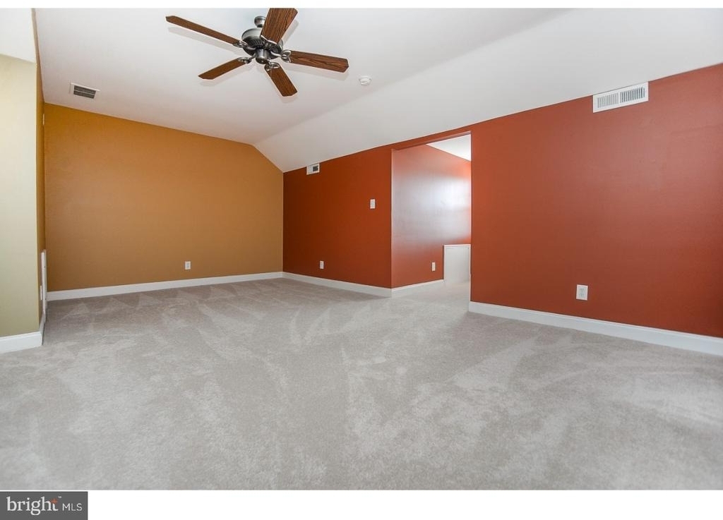 102 Hazelwood Lane - Photo 17