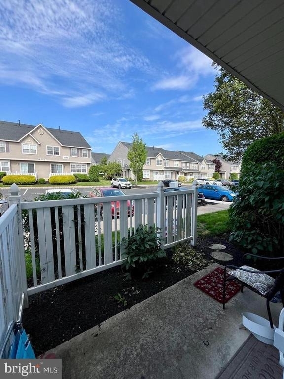 4201 Grenwich Lane - Photo 3