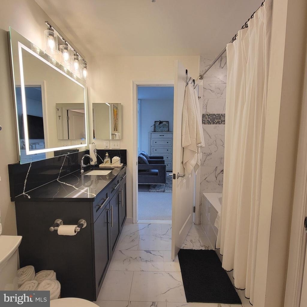 155 Potomac Psge - Photo 8