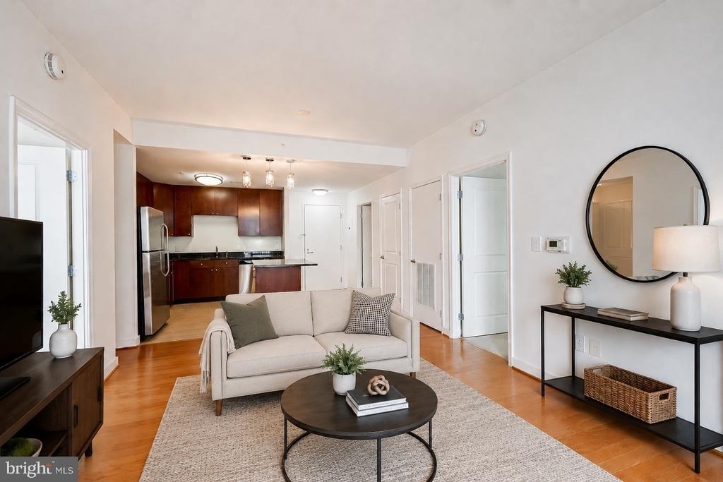 155 Potomac Passage - Photo 11