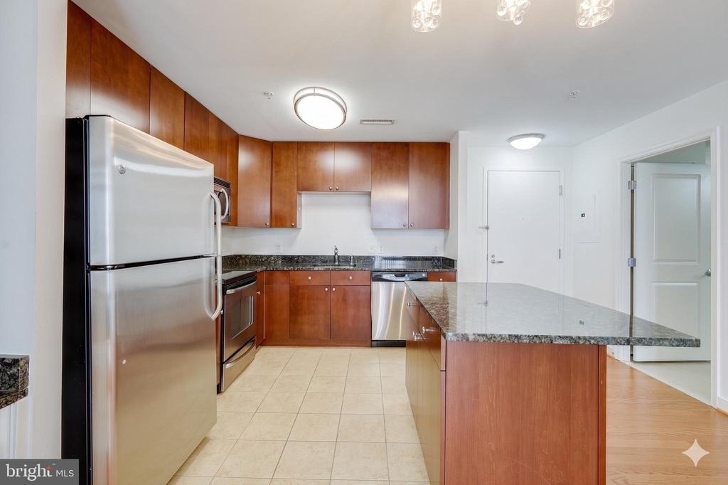 155 Potomac Passage - Photo 15