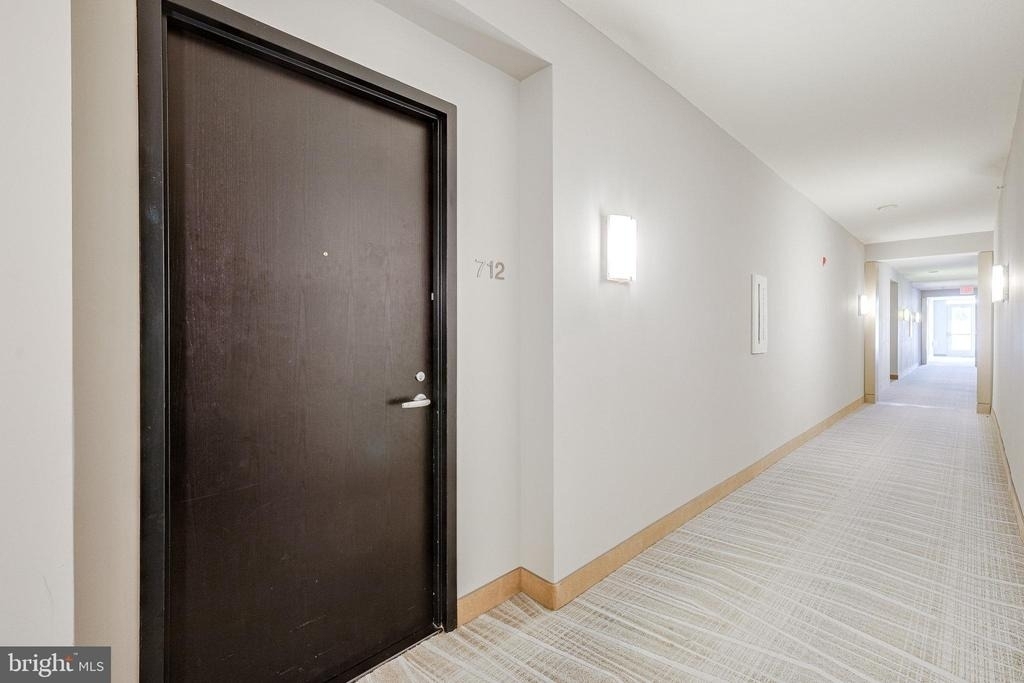 155 Potomac Passage - Photo 7