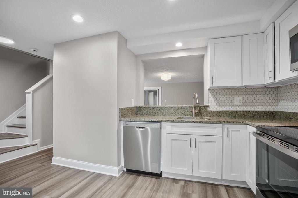 10506 Lime Tree Way - Photo 14