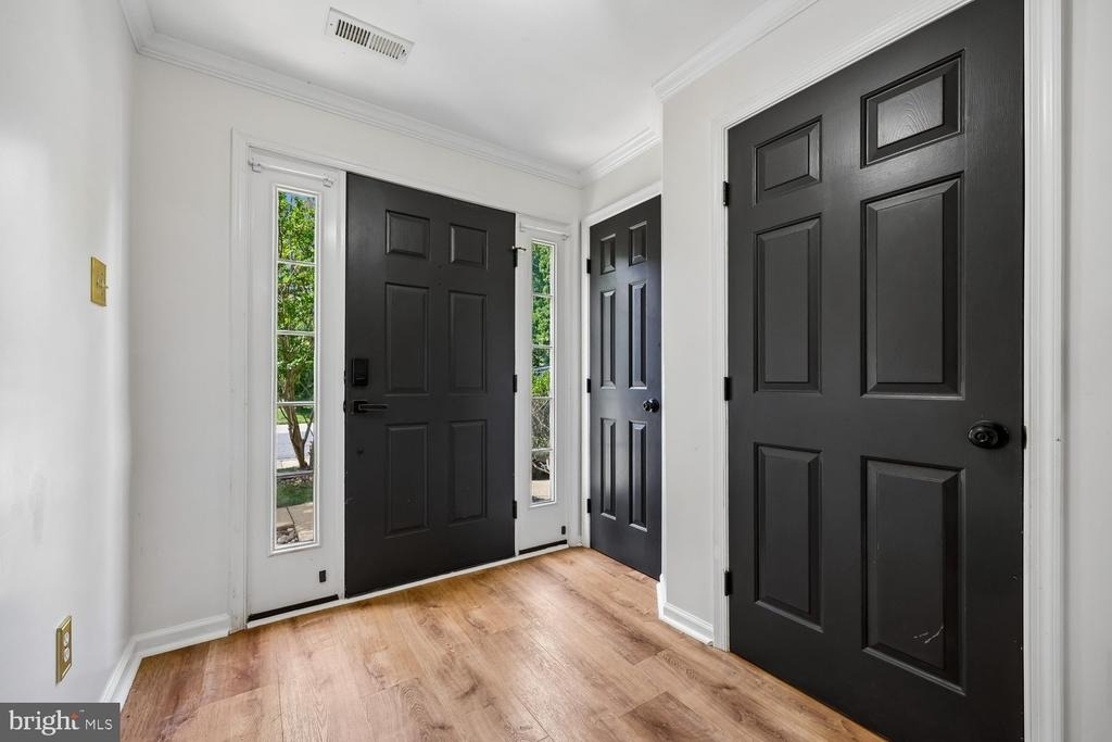 4616 Ripley Manor Terrace - Photo 2