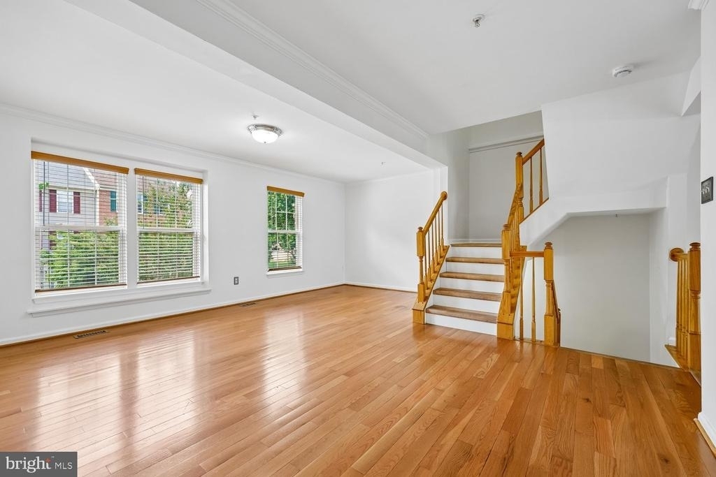 4616 Ripley Manor Terrace - Photo 12