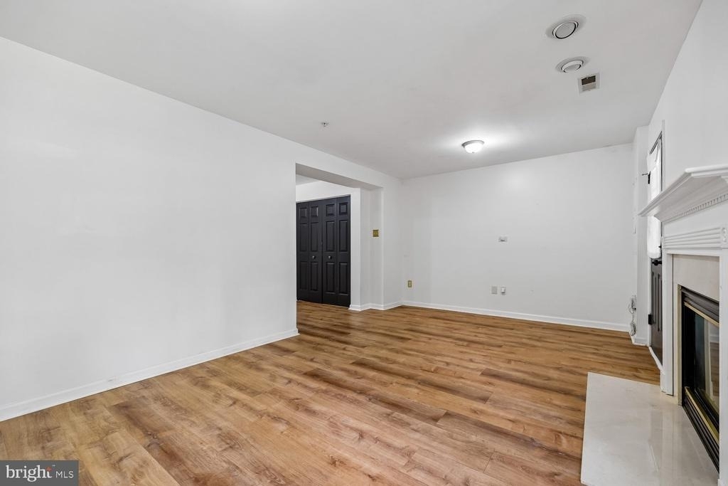 4616 Ripley Manor Terrace - Photo 8