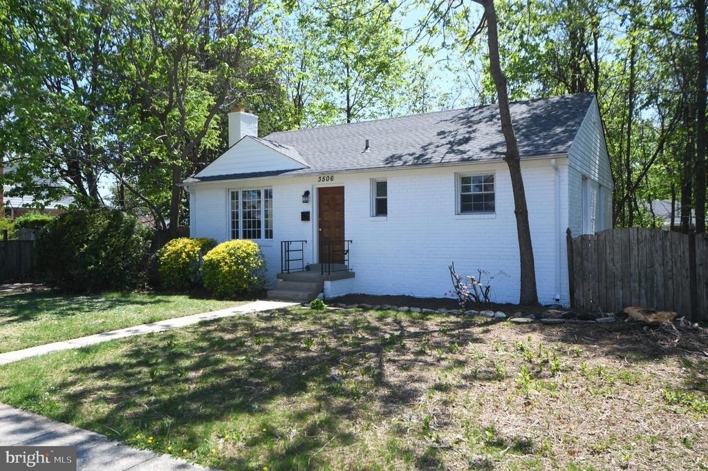 3506 Harrell Street - Photo 7