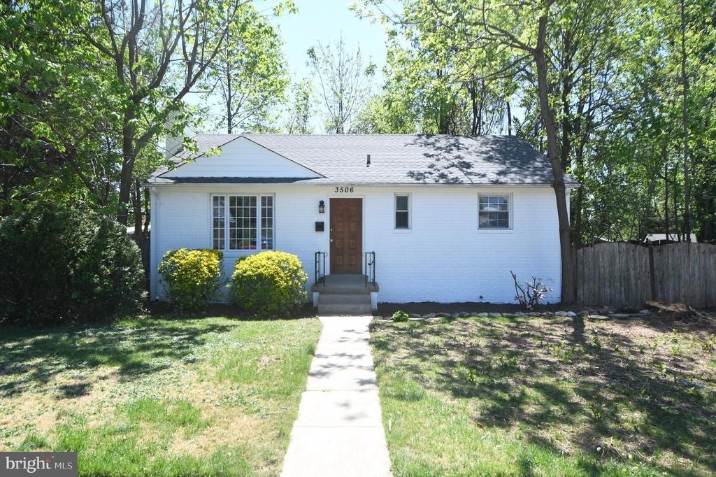 3506 Harrell Street - Photo 5