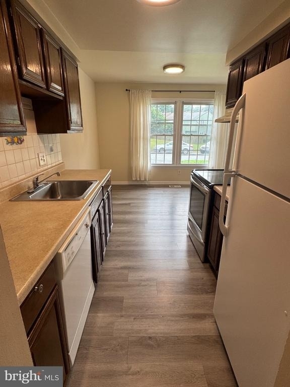 18619 Kingfisher Terrace - Photo 6