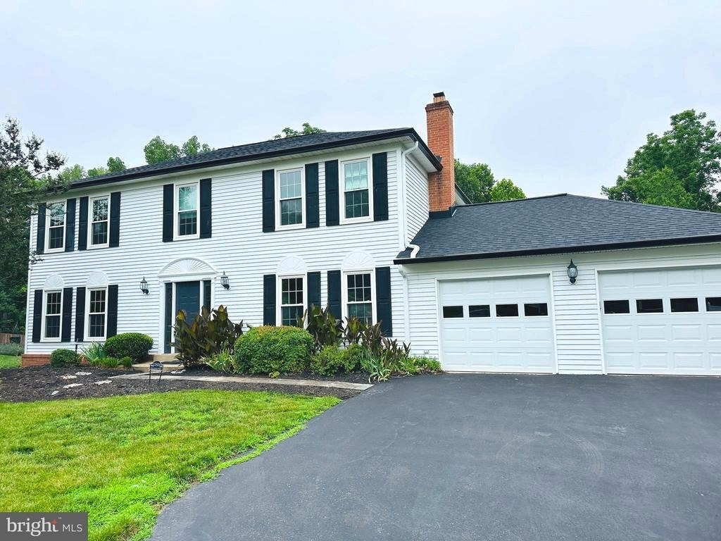 12424 Keeneland Place - Photo 0