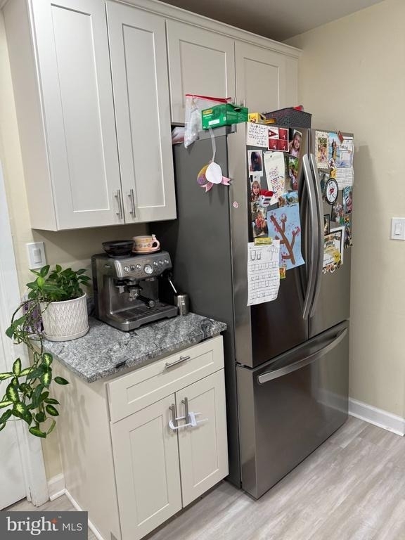 4325 Maple Avenue - Photo 3