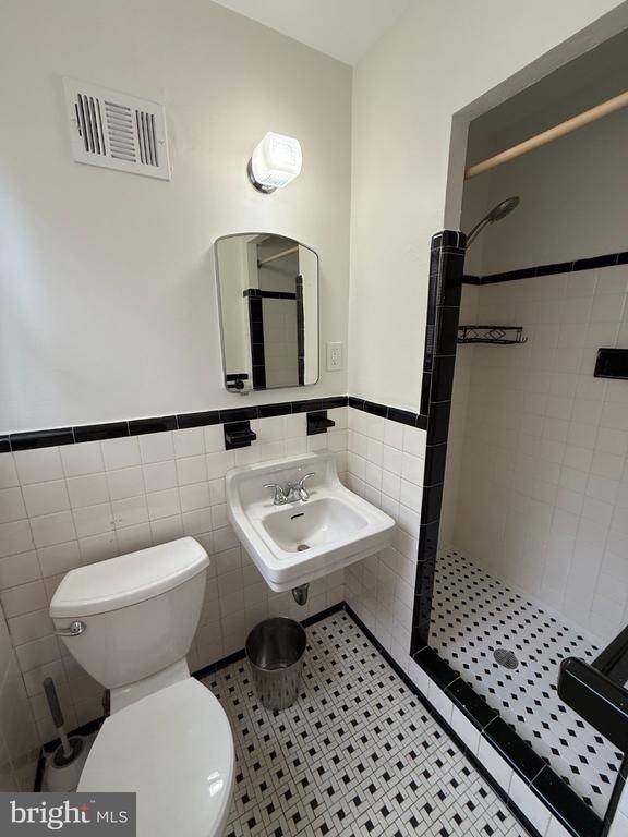 4325 Maple Avenue - Photo 10