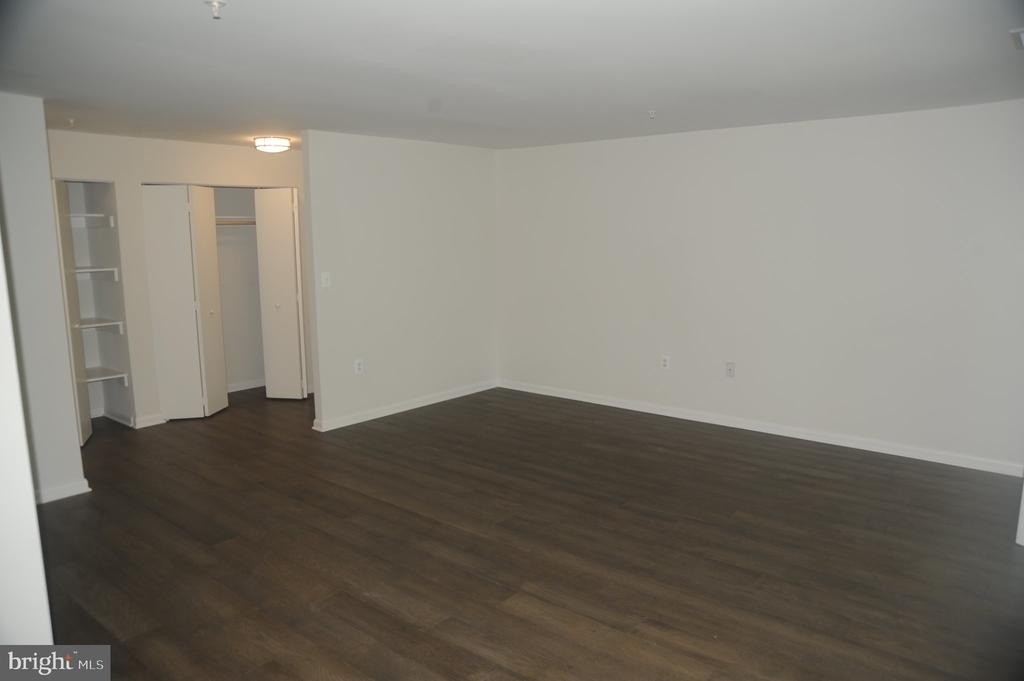 830 Quince Orchard Boulevard - Photo 8